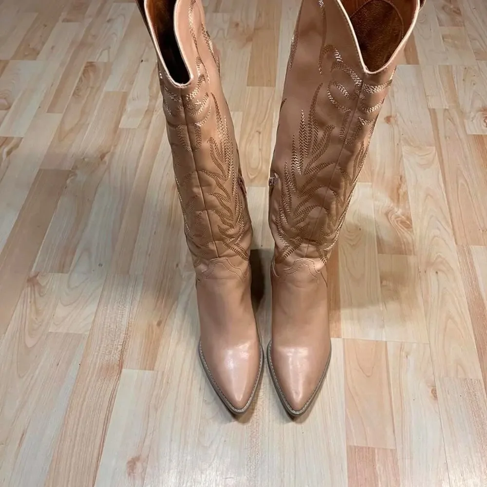 Western Cowgirl Oasis Society Tan Embroidered Tall Boots Pointed Toe Size 8.5
